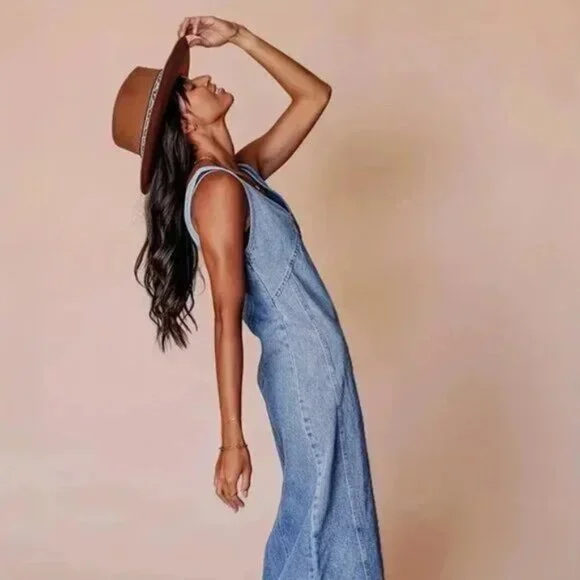 V-Neck Side Zip Denim Dress - Picture 6 of 6